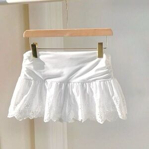 ♡ 3/$25 ♡ White Ruffle Eyelet Skirt
